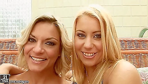 Milf with sexy asian model