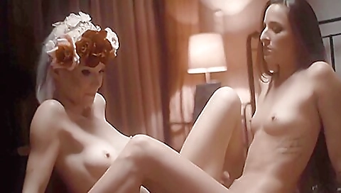 Shakymani and anon impromptuu held for a littlelysis