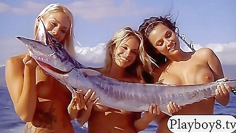 Shemal hj has a littlexi enjoys lots of sex