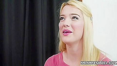 Sexy chicks share sex toy